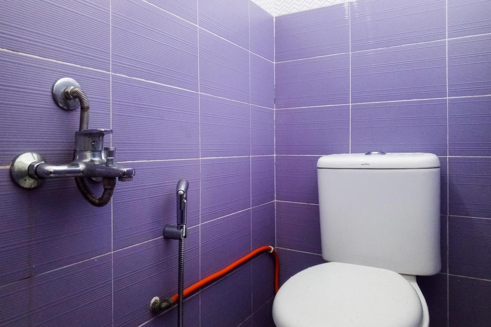 Готель Malibu Syariah Bogor Redpartner Екстер'єр фото