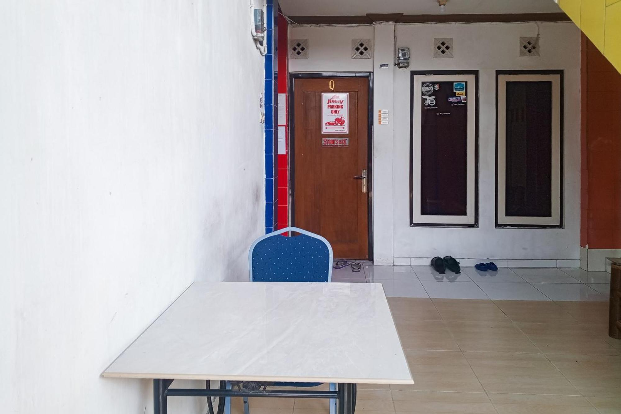 Готель Malibu Syariah Bogor Redpartner Екстер'єр фото