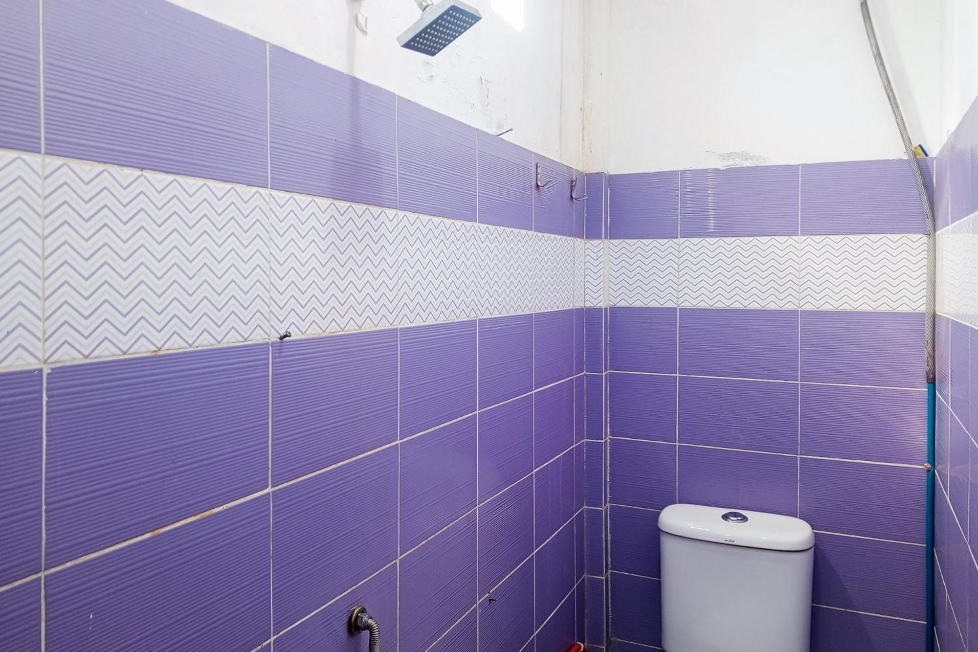Готель Malibu Syariah Bogor Redpartner Екстер'єр фото